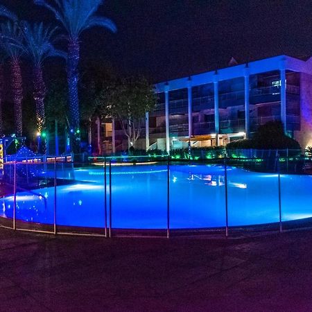 דירת גן פונה לבריכה - Pool Garden View Eilat Apartment ภายนอก รูปภาพ