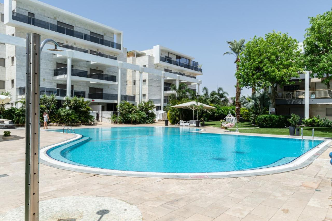 דירת גן פונה לבריכה - Pool Garden View Eilat Apartment ภายนอก รูปภาพ