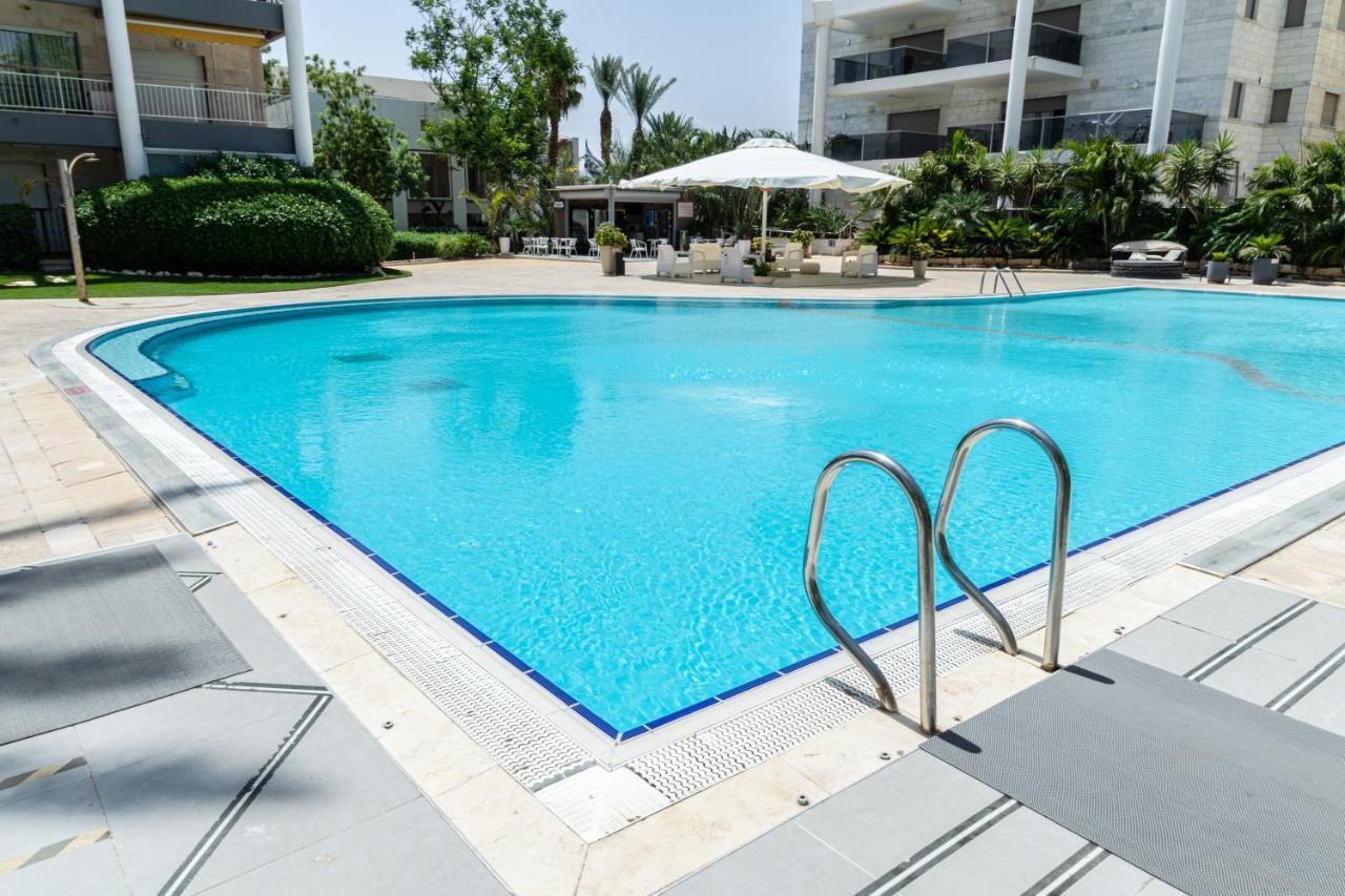 דירת גן פונה לבריכה - Pool Garden View Eilat Apartment ภายนอก รูปภาพ