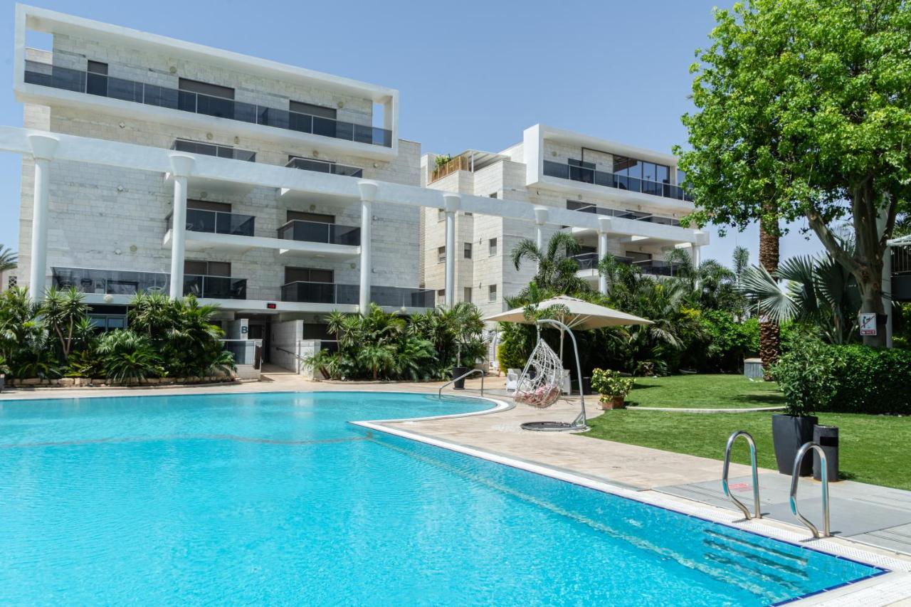 דירת גן פונה לבריכה - Pool Garden View Eilat Apartment ภายนอก รูปภาพ