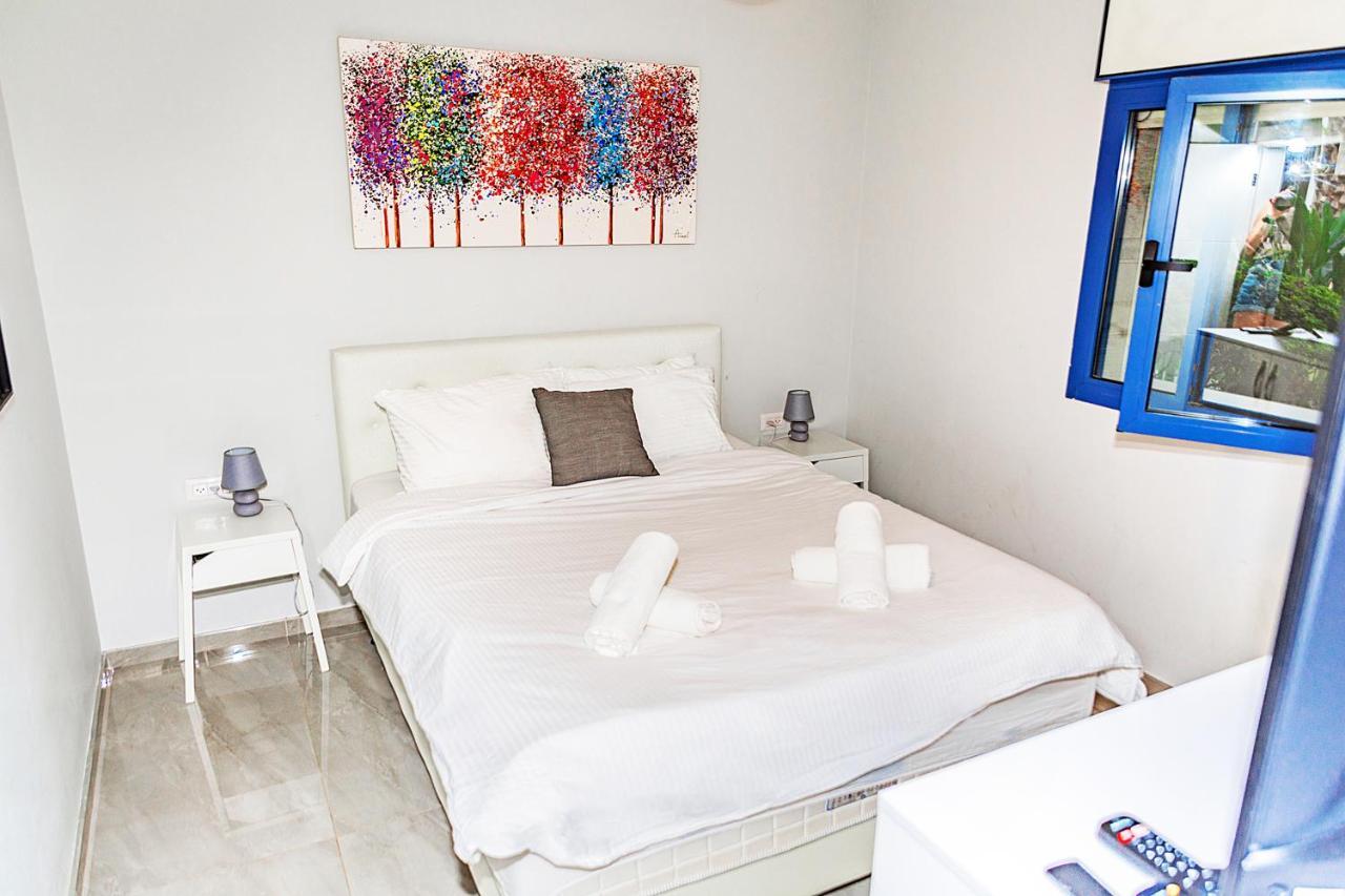 דירת גן פונה לבריכה - Pool Garden View Eilat Apartment ภายนอก รูปภาพ