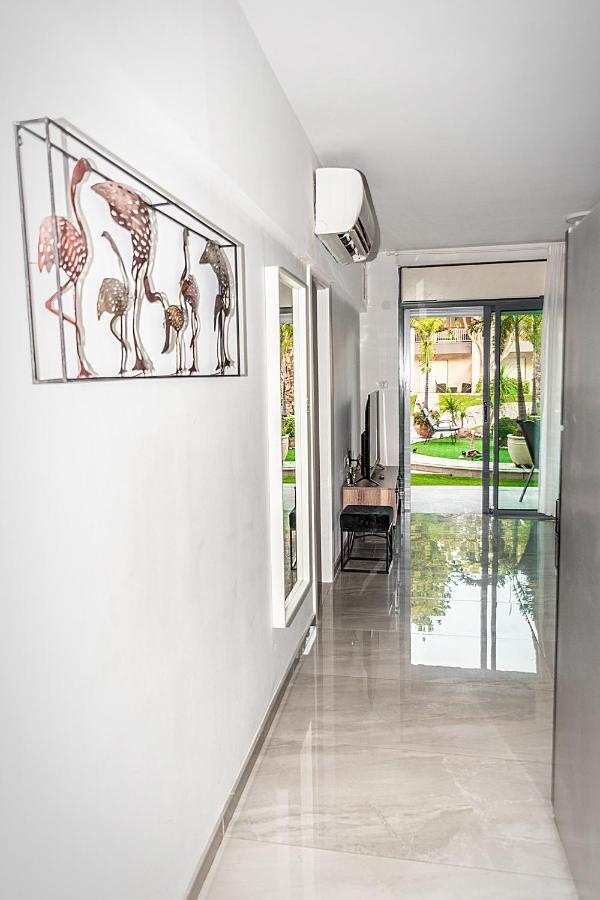 דירת גן פונה לבריכה - Pool Garden View Eilat Apartment ภายนอก รูปภาพ