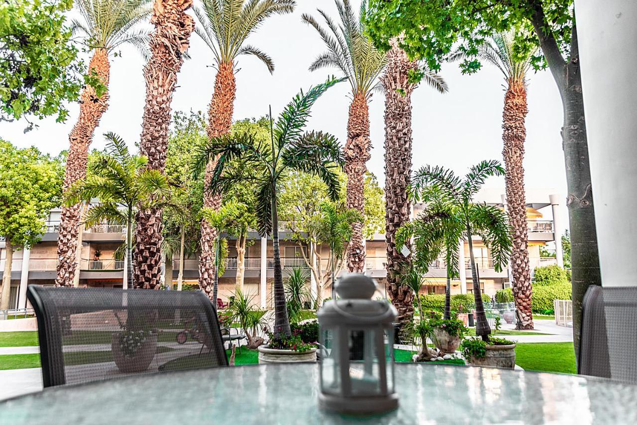 דירת גן פונה לבריכה - Pool Garden View Eilat Apartment ภายนอก รูปภาพ