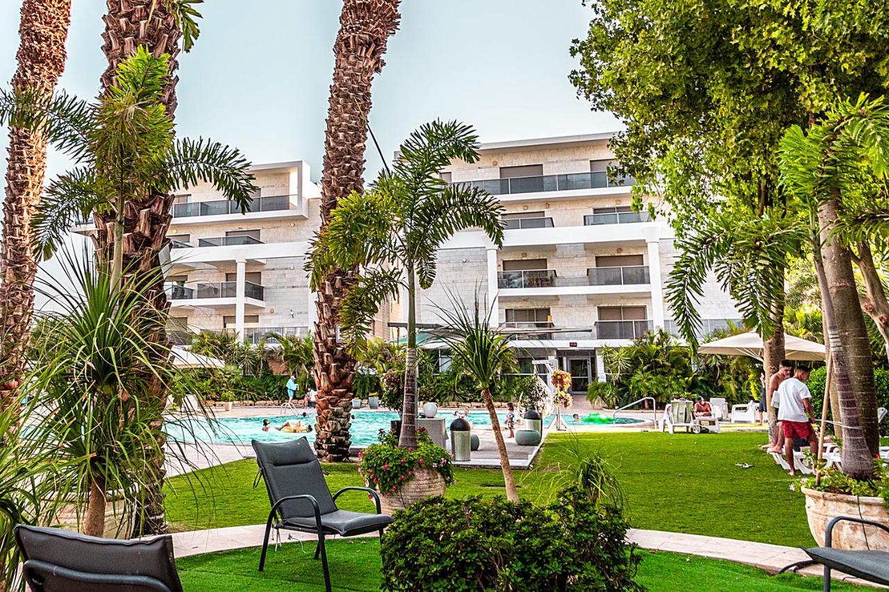 דירת גן פונה לבריכה - Pool Garden View Eilat Apartment ภายนอก รูปภาพ