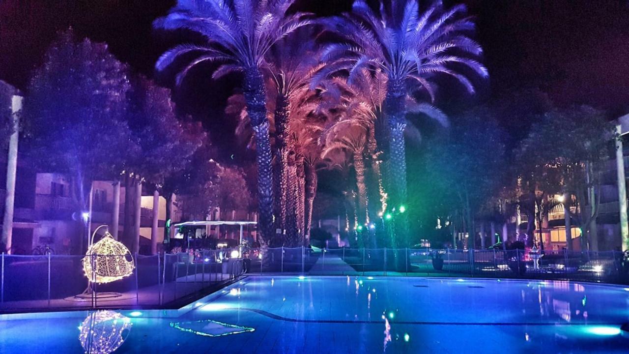 דירת גן פונה לבריכה - Pool Garden View Eilat Apartment ภายนอก รูปภาพ